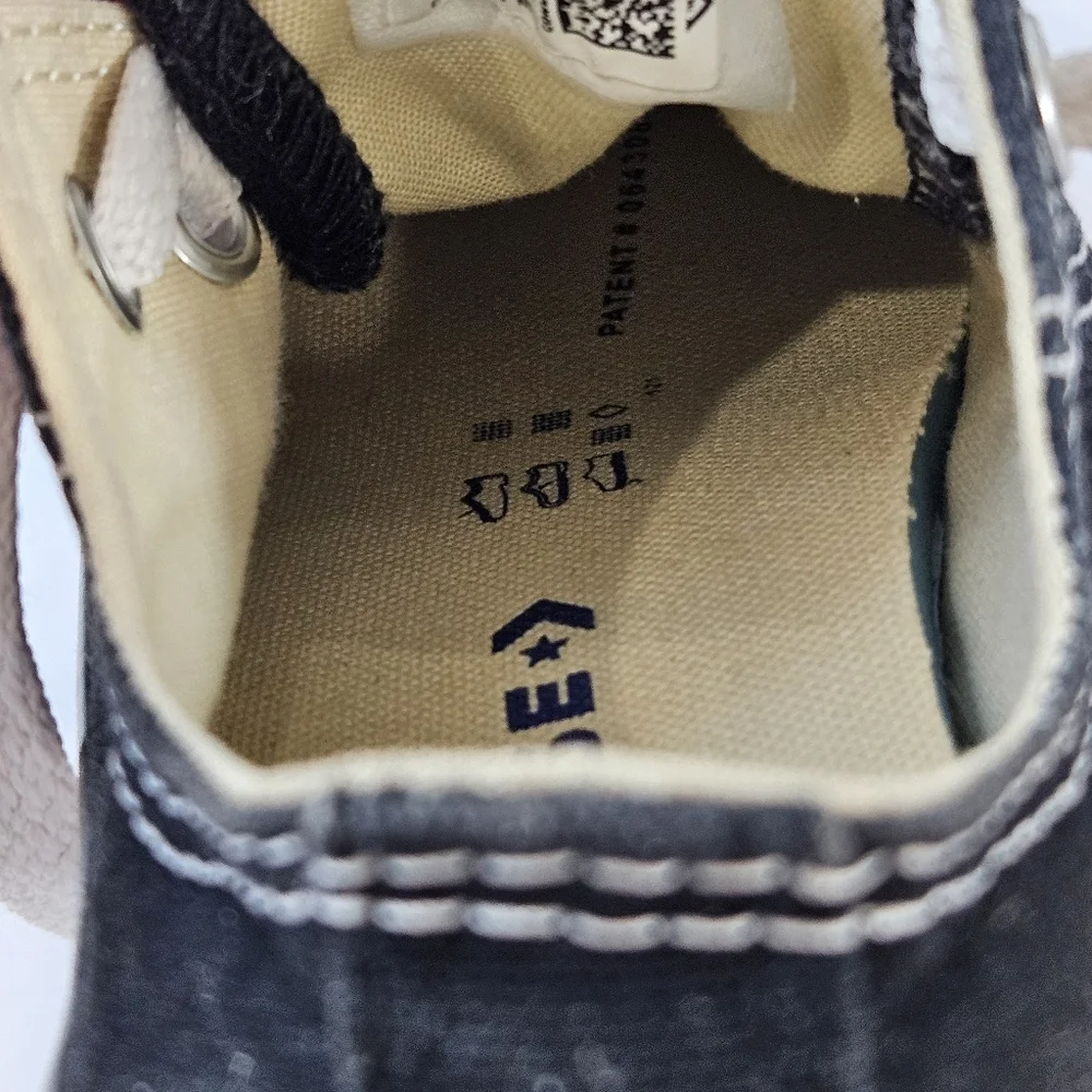 Converse All Star Low Top Children's Shoes, Black, Size 11 Good Used Condition
